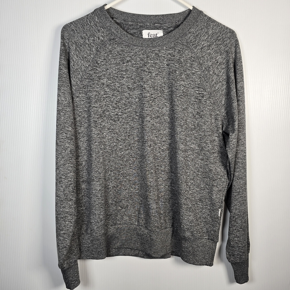 NWOT Feat Womens 2 Piece Lounge Set Heathered Grey Sweatshirt And Shorts Size S - Picture 5 of 16
